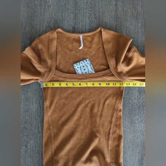 NWT Free People A Little Unruly Top - Picture 9 of 10